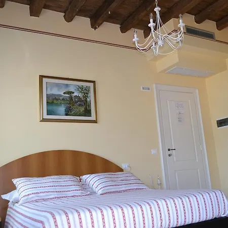 Locanda La Sosta Cavaion Veronese Room photo